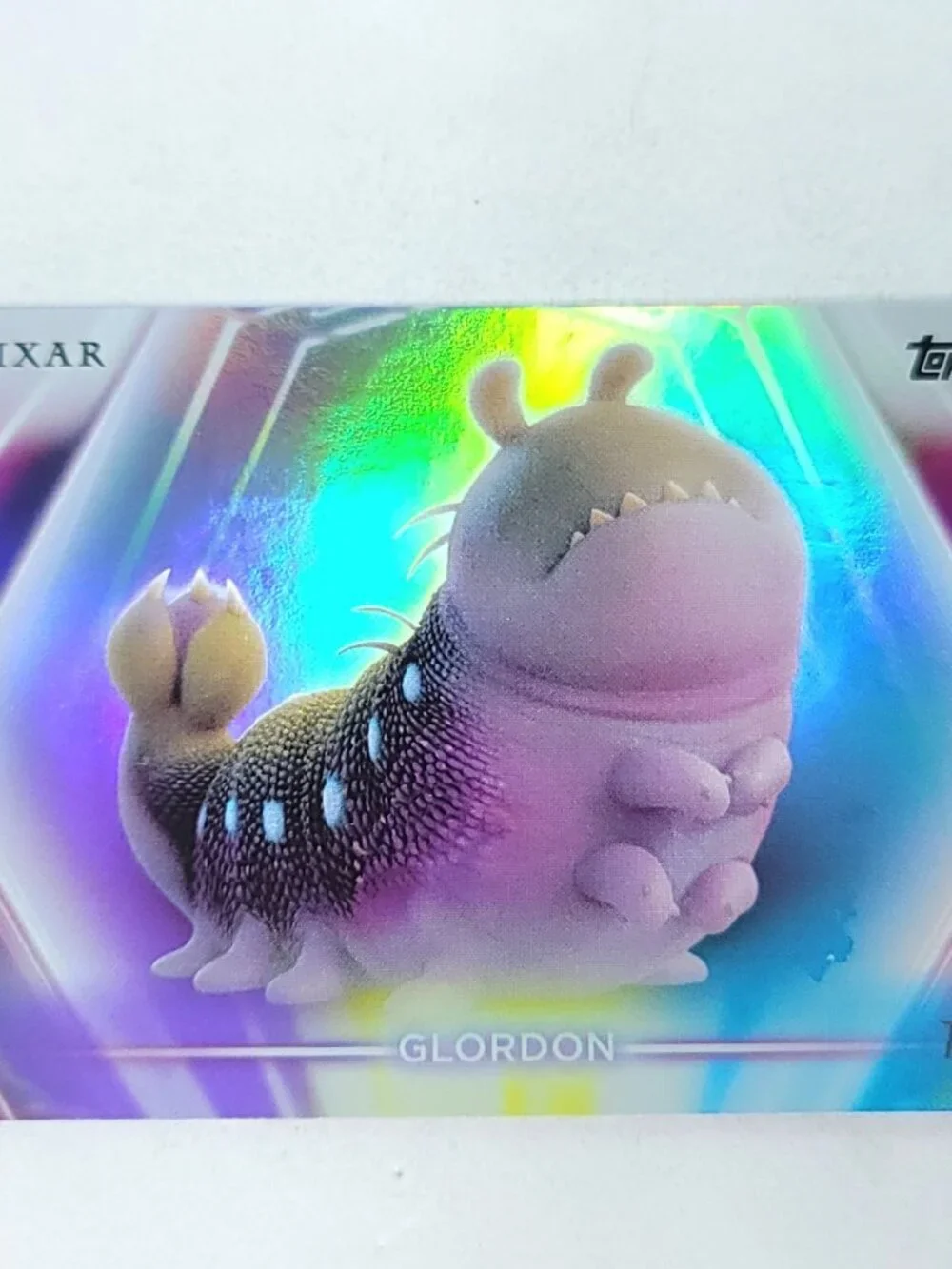 Glordon Topps 2026 Disney Neon Holo Parallel Refractor Limited 70/99